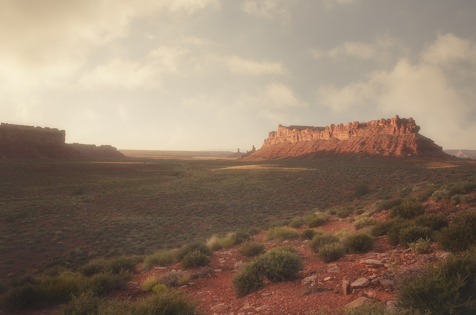 utah landscape photography, utah landscape photographer, photos of utah, utah photographers, landscape photos of utah, photos of utah, valley of the gods utah, monument valley utah, monument valley arizona, photos of monument valley